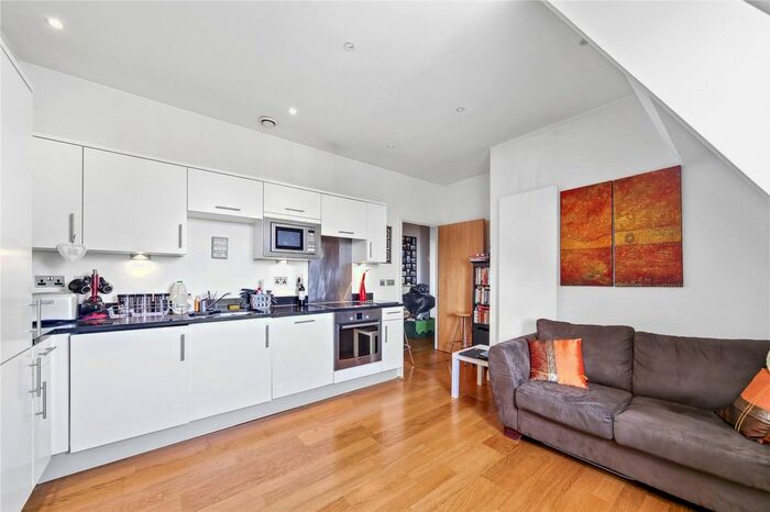 1 Bedroom Flat To Rent In The Latitude, Clapham Common South Side, London, SW4