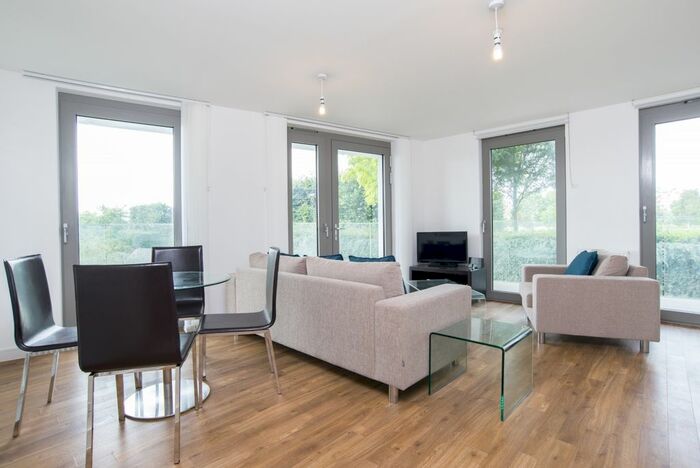 2 Bedroom Flat To Rent In Waterside Park, Waterside Heights, Royal Docks, E16