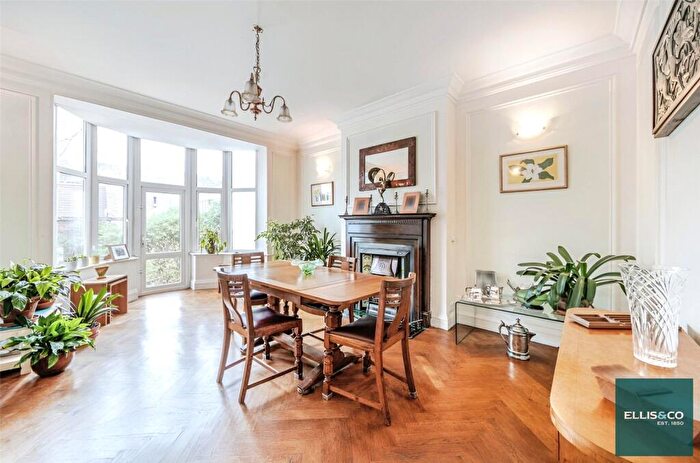 6 Bedroom Semi Detached House For Sale In Woodstock Road, Golders Green, NW11