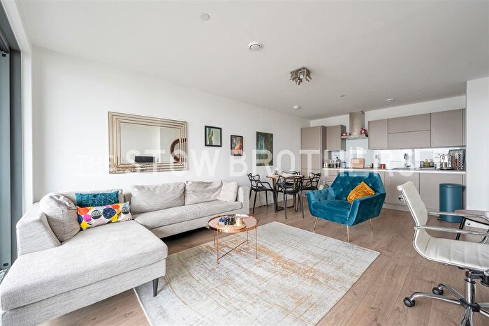 1 Bedroom Flat To Rent In Legacy Tower, Stratford, E15