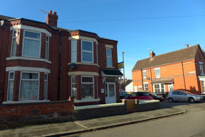 2 Bedroom Flat To Rent In Brooklyn Street, Crewe, CW2