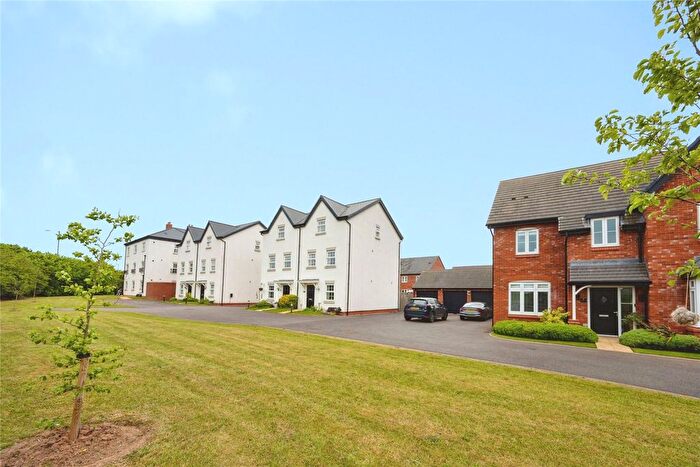 3 Bedroom Semi-Detached House For Sale In Olive Grove, Warwick, Warwickshire, CV34