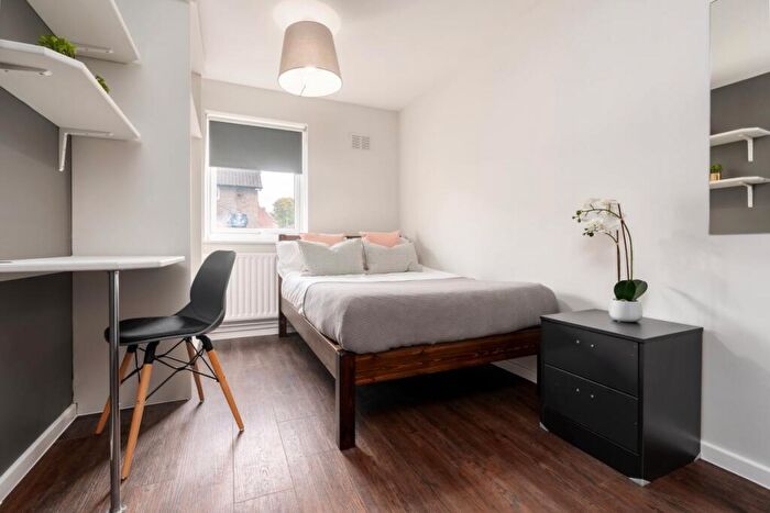 6 Bedroom House To Rent In Church Street, Nottingham, NG7