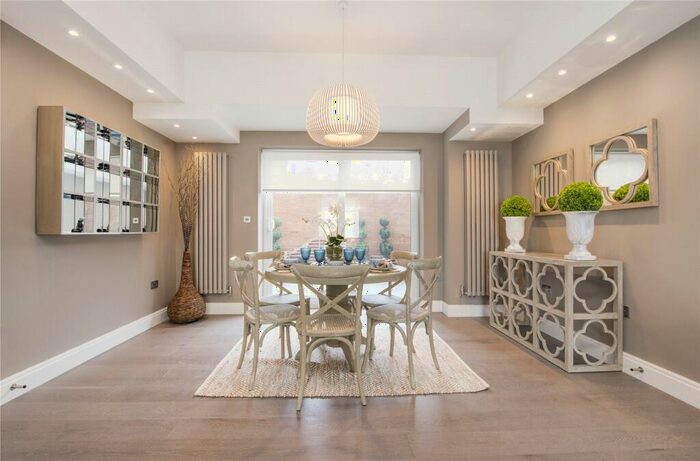 2 Bedroom Apartment To Rent In St. Johns Wood Park, London, NW8