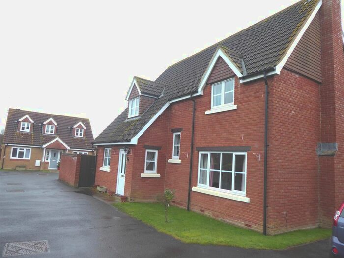 4 Bedroom Detached House To Rent In Thurstin Way, Gillingham, SP8