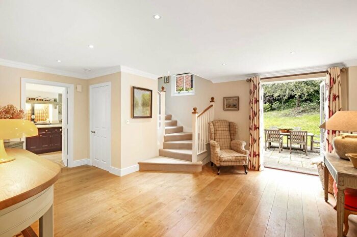 4 Bedroom Detached House For Sale In Southampton Road, Alderbury, Salisbury, Wiltshire, SP5