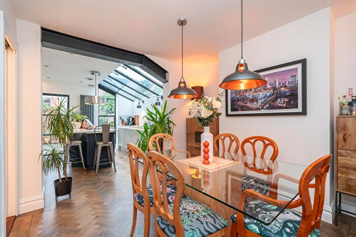 3 Bedroom Terraced House For Sale In Inkerman Road, St.Albans, AL1