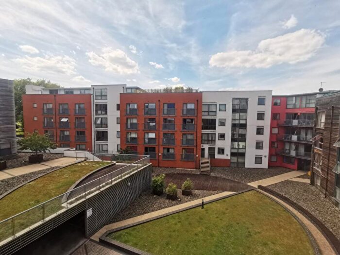 2 Bedroom Flat To Rent In Sherborne Street, Birmingham, West Midlands, B16