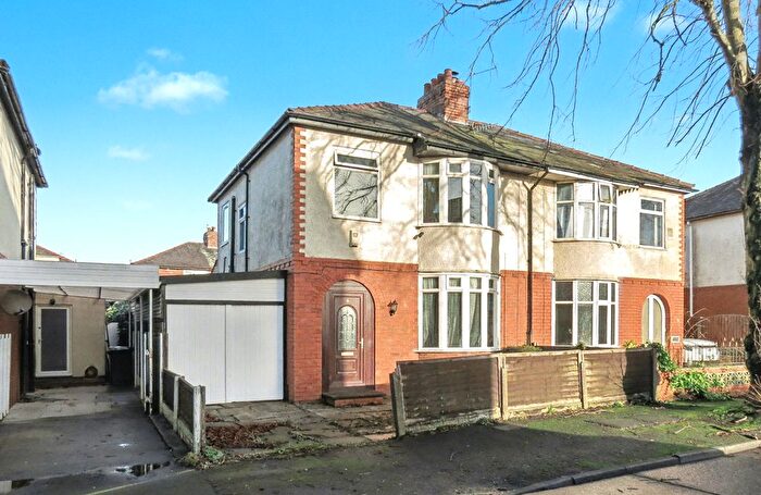 3 Bedroom Semi-Detached House For Sale In Lauderdale Road, Preston, PR2