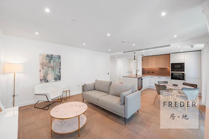 2 Bedroom Apartment To Rent In London Dock, Merino Gardens, E1W