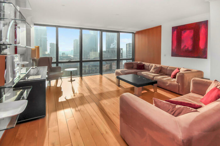 2 Bedroom Apartment To Rent In No. West India Quay, Hertsmere Road, Canary Wharf, E14