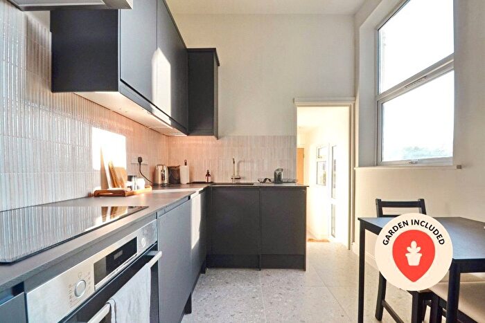 1 Bedroom Flat To Rent In Quantock Road, Windmill Hill, Bristol, Bristol, BS3