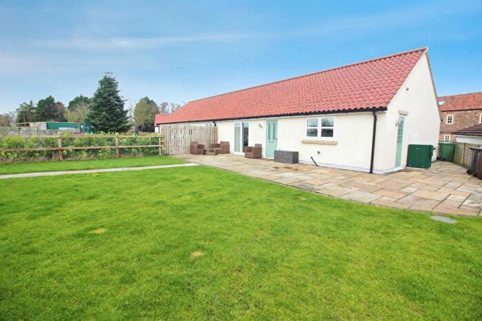 2 Bedroom Semi-Detached Bungalow For Sale In Little Fenton Lane, Little Fenton, Leeds, LS25