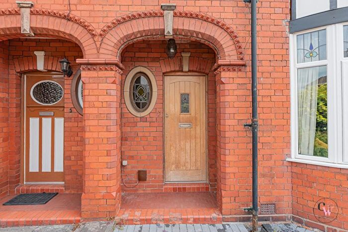 4 Bedroom Semi-Detached House For Sale In Swanlow Lane, Winsford, CW7