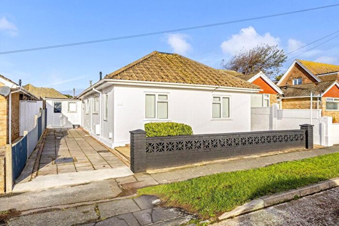 2 Bedroom Detached House For Sale In Phyllis Avenue, Peacehaven, BN10