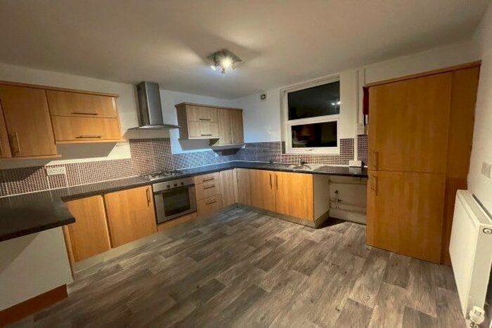 2 Bedroom Flat To Rent In Chapel Avenue, Liverpool L9