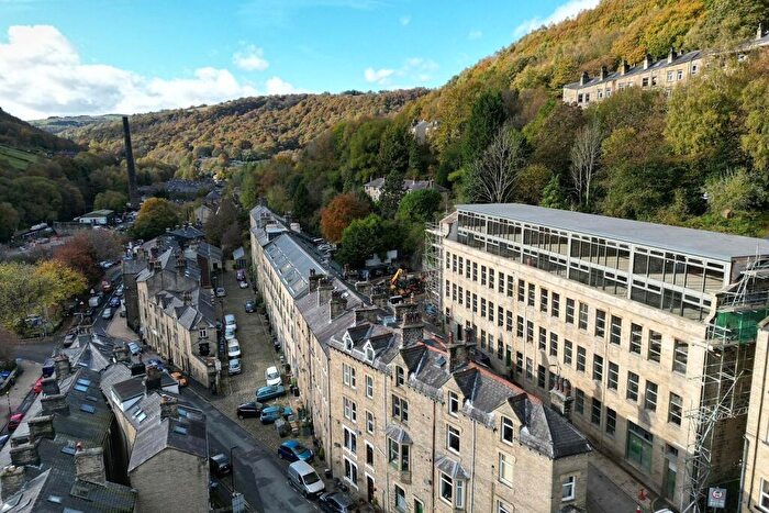 2 Bedroom Apartment To Rent In Melbourne Street, Hebden Bridge, West Yorkshire, HX7