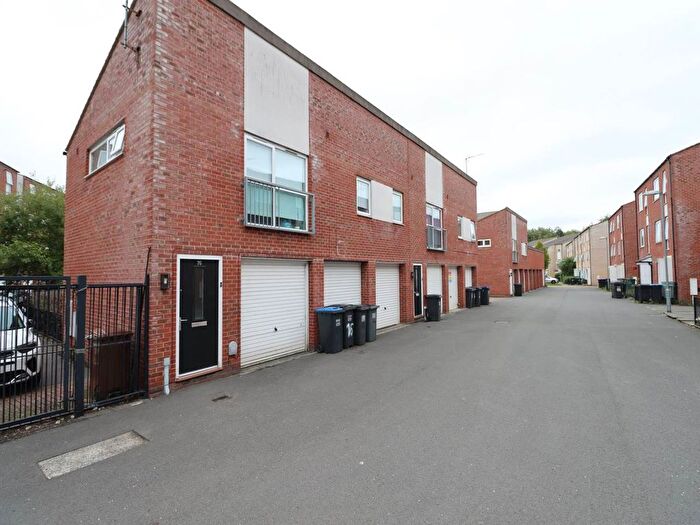 3 Bedroom Property For Sale In Aviation Avenue, Hatfield, Hertfordshire, AL10