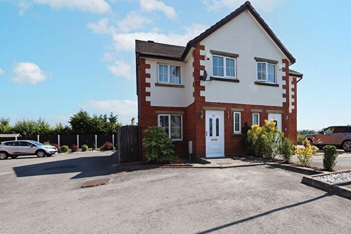 3 Bedroom Semi-Detached House For Sale In Mode Hill Lane, Whitefield, M45