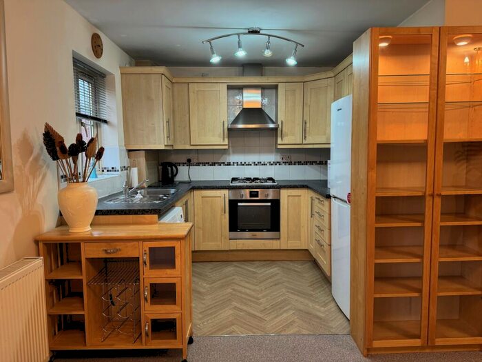 3 Bedroom Town House To Rent In Hunger Hill Lane, Whiston, Rotherham, S60