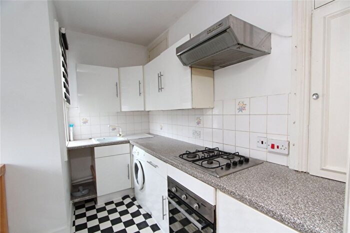 2 Bedroom Flat To Rent In Alexandra Park Road, London, N10