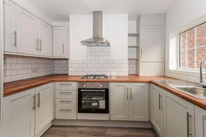 4 Bedroom Terraced House To Rent In Claremont Road, Liverpool - Student Property July, L15