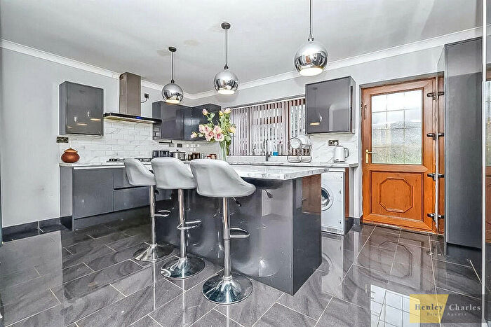 5 Bedroom Detached House For Sale In North Drive, Handsworth, Birmingham, B20