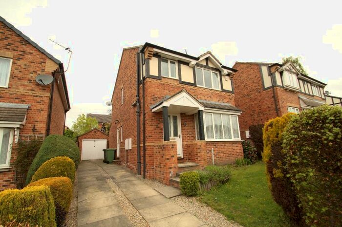 3 Bedroom Detached House To Rent In Woodside Avenue, Meanwood, Leeds, LS7
