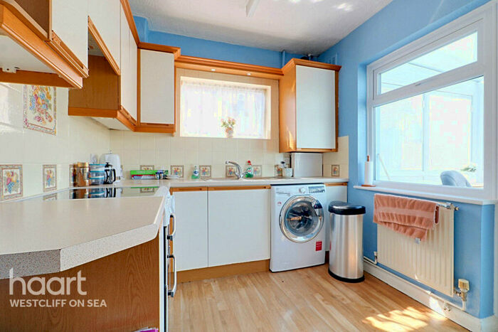 2 Bedroom Semi-Detached Bungalow For Sale In Thornford Gardens, Southend-On-Sea, SS2