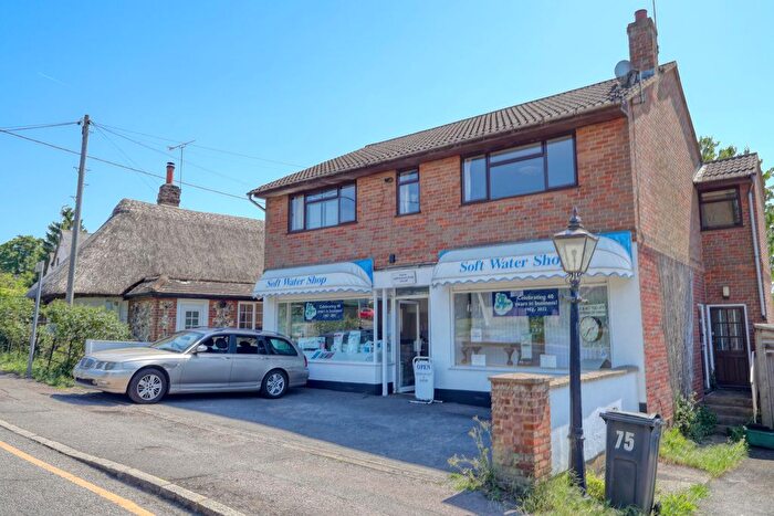 2 Bedroom Maisonette To Rent In Station Road, Princes Risborough, Buckinghamshire, HP27