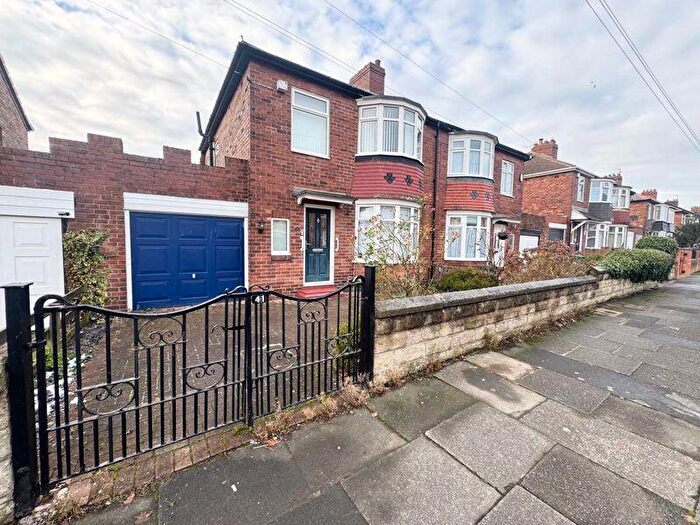 3 Bedroom Semi-Detached House For Sale In Cochrane Park Avenue, Cochrane Park Avenue, NE7