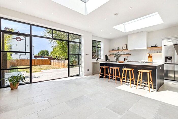 5 Bedroom Property To Rent In Killieser Avenue, London, SW2