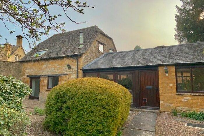 3 Bedroom Cottage To Rent In Stanway Road, Broadway WR12