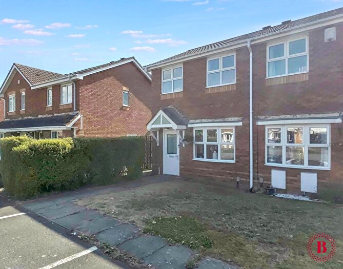 2 Bedroom End Of Terrace House For Sale In Blackfriars Close, Tamworth, B79