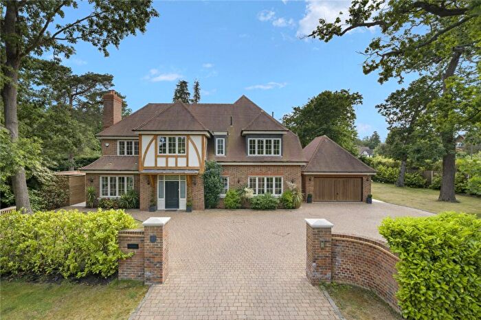 6 Bedroom Detached House For Sale In Ashley Drive, Walton-On-Thames, KT12