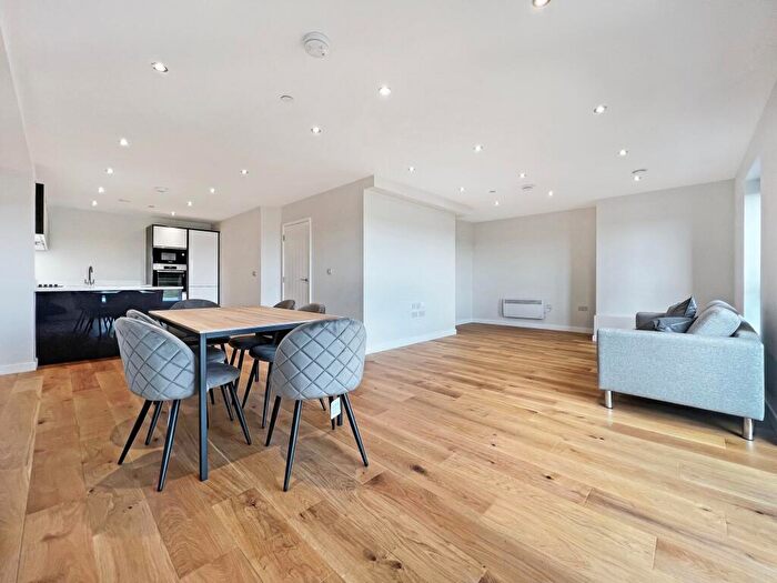 3 Bedroom Penthouse To Rent In Block F, Victoria Riverside, Leeds City Centre, LS10