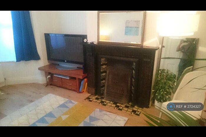 4 Bedroom Terraced House To Rent In Franklin Street, Reading, RG1