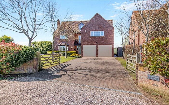 6 Bedroom Detached House For Sale In Fieldside House, Upper Row, Dunham-on-Trent, Newark, NG22