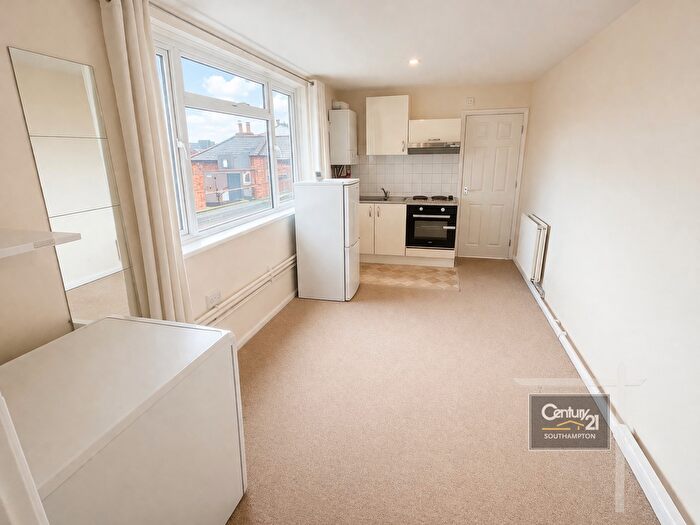 Studio To Rent In |Ref: |, Bedford Place, Southampton, SO15