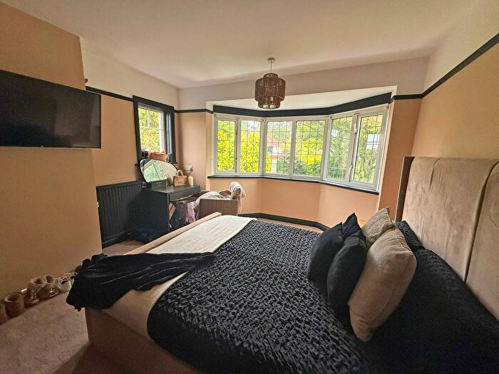 5 Bedroom Detached House For Sale In Green Lane, Scarborough, YO12