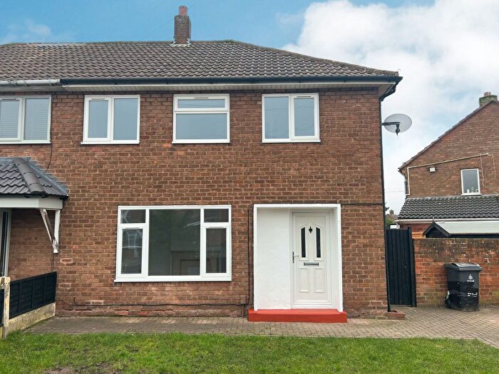 3 Bedroom Semi-Detached House To Rent In Catshill Road, Walsall, WS8