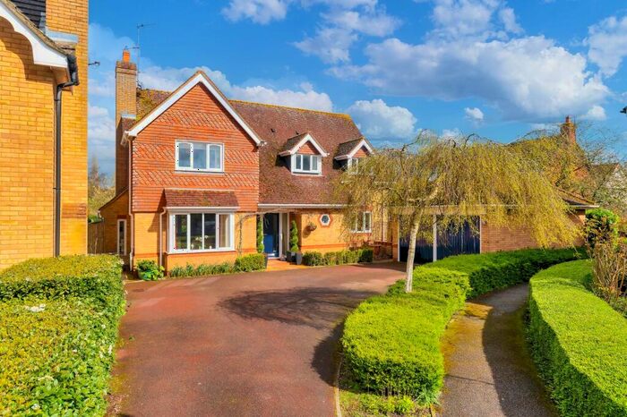 4 Bedroom Detached House For Sale In Christys Yard, Hinxworth, SG7