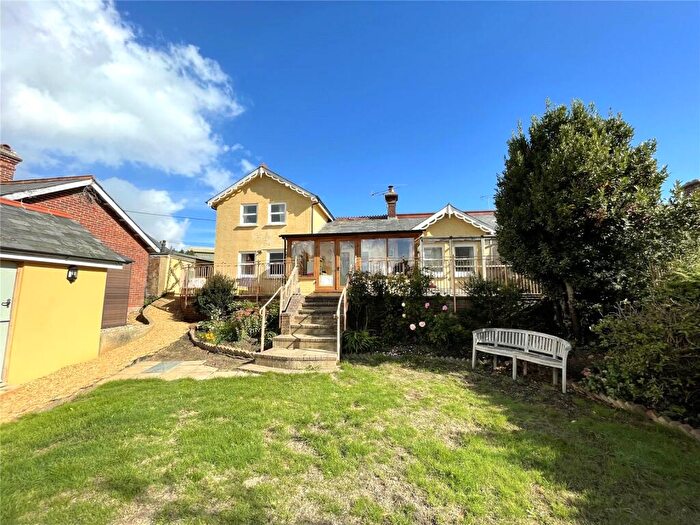 2 Bedroom Semi-Detached House For Sale In Ashford Road, Fordingbridge, Hampshire, SP6