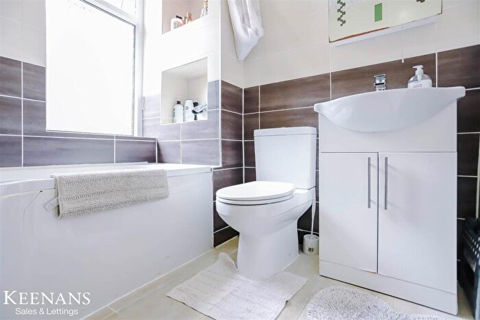 5 Bedroom Terraced House For Sale In Scott Park Road, Burnley, BB11