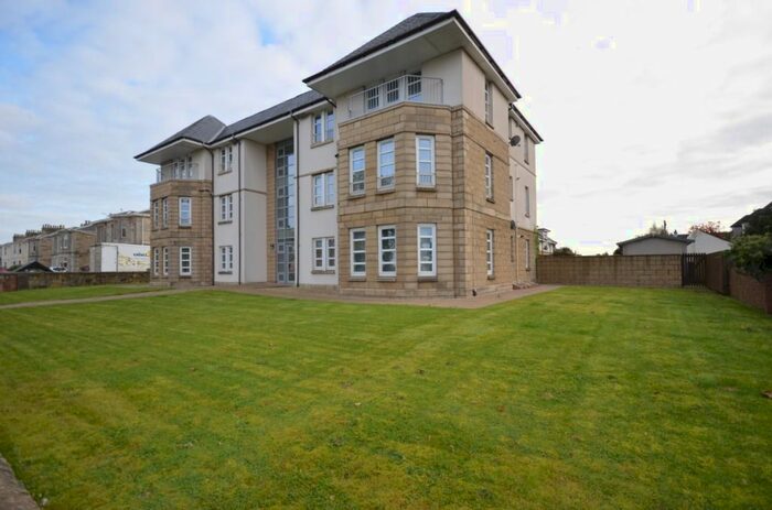2 Bedroom Flat To Rent In Prestwick Road, Ayr, Ayrshire, KA8