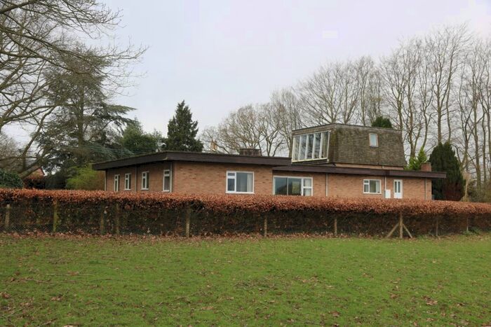 3 Bedroom Detached House For Sale In Bridstow, Ross-On-Wye, HR9