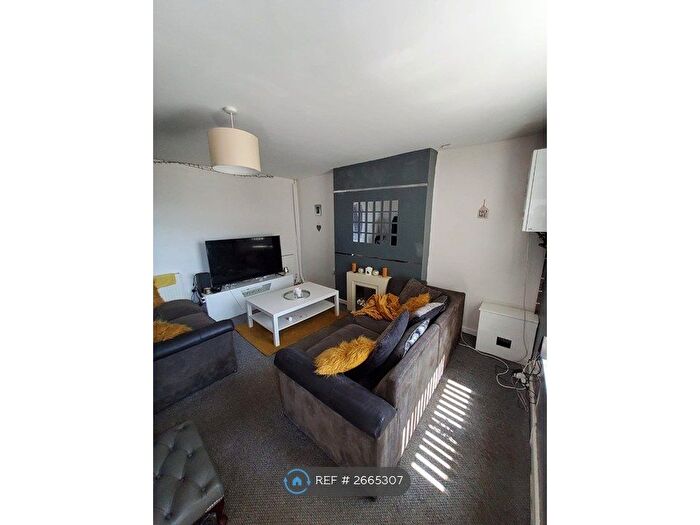 2 Bedroom Terraced House To Rent In Mill Street, Bacup, OL13