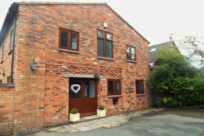 3 Bedroom Barn Conversion To Rent In Moorfield House, Birmingham, B48
