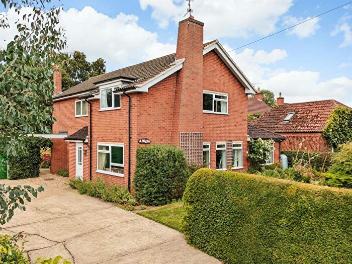 4 Bedroom Detached House For Sale In Alligin, Main Street, Bleasby, Nottingham, NG14