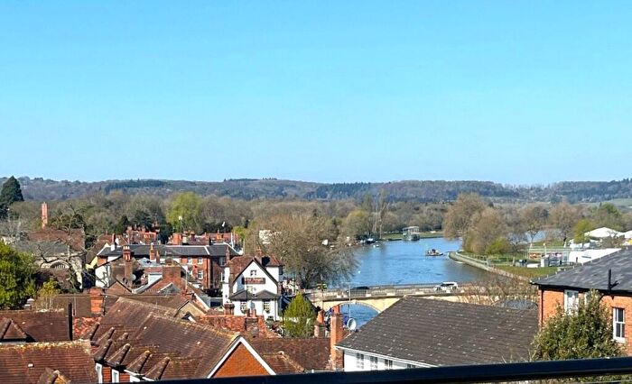 3 Bedroom Penthouse For Sale In The Royal Apartments, RG9